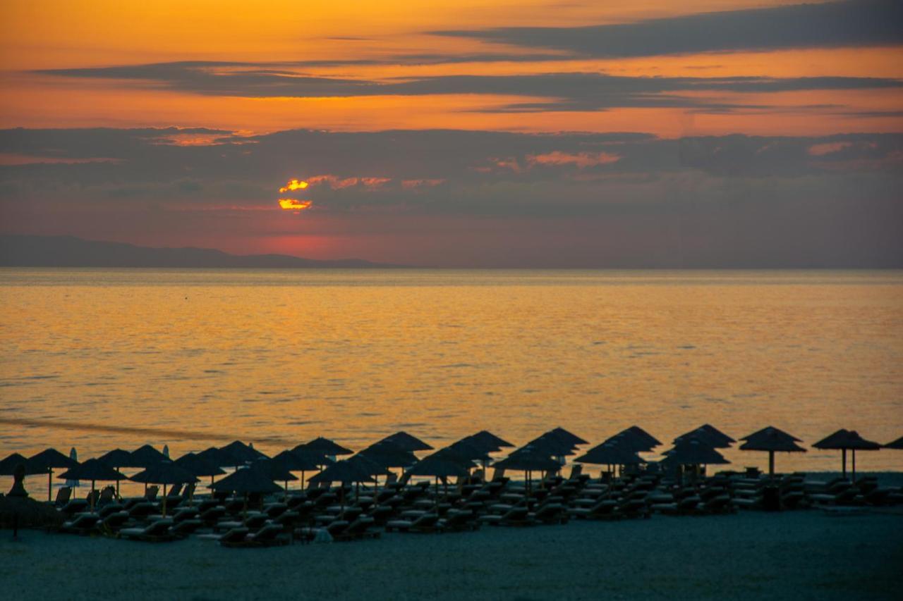 Pantheon Sea View Aparthotel Neoi Poroi Exterior photo