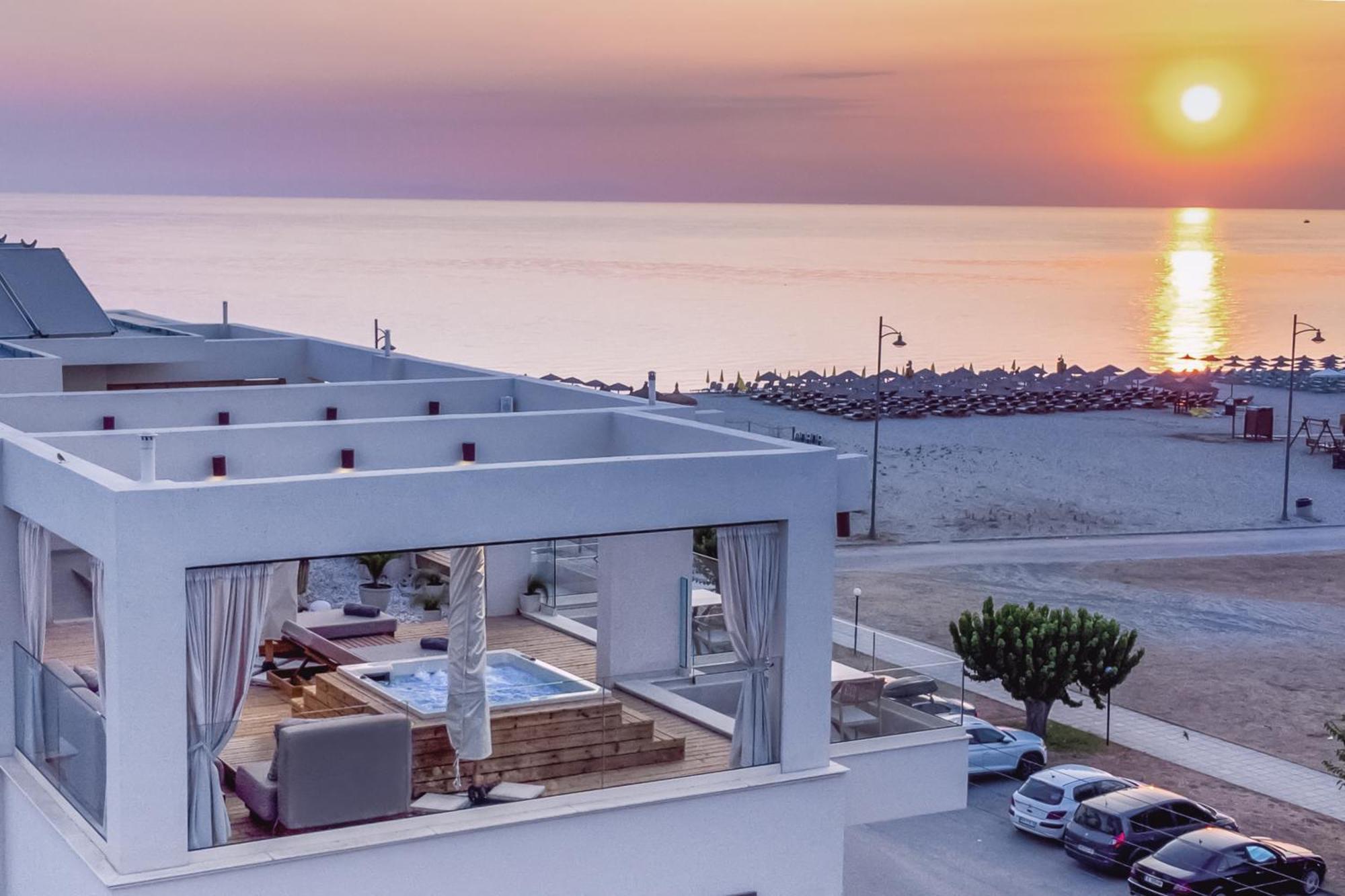 Pantheon Sea View Aparthotel Neoi Poroi Exterior photo